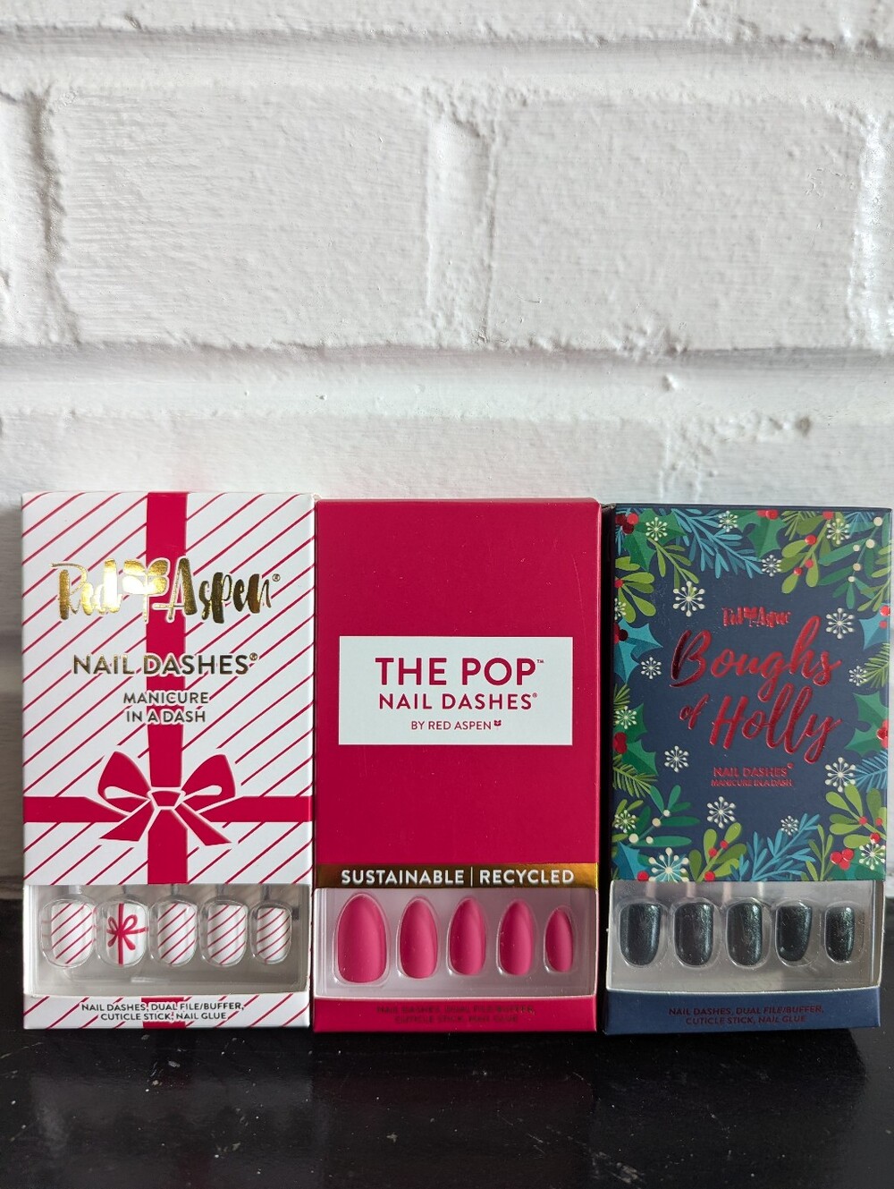 Red Aspen - Christmas Nails - Set Of 3